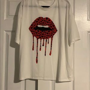 Shein lips oversized tee